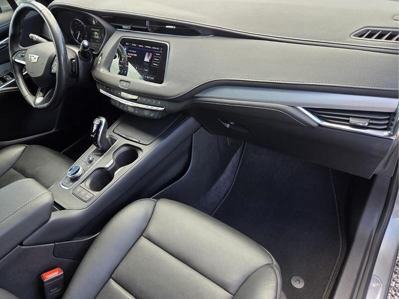 Used 2023 Silver Metallic CADILLAC FWD 4DR PREMIUM LUXURY image 24
