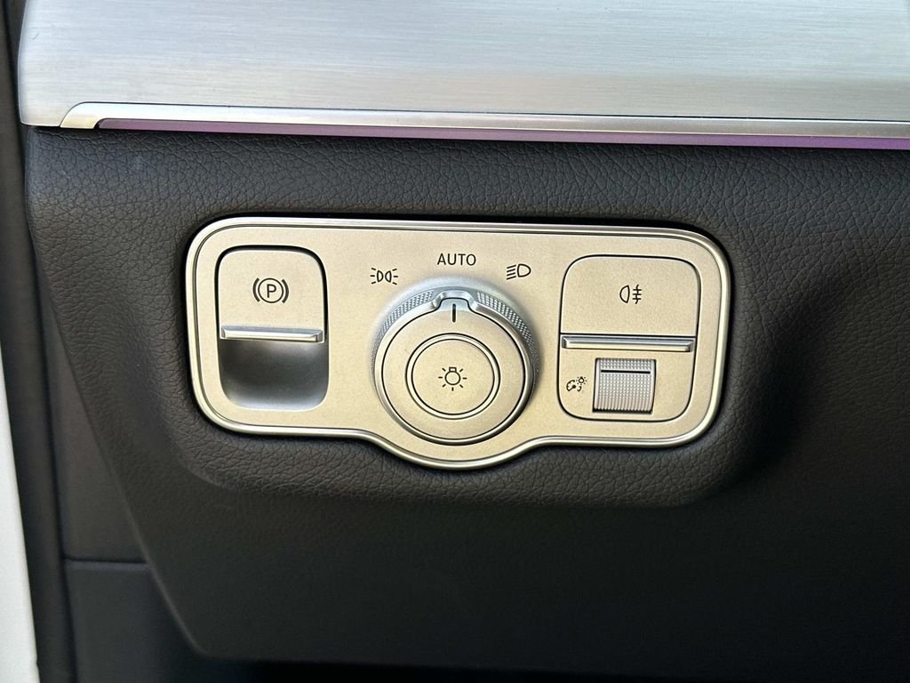 Certified Used 2025 Polar White Mercedes-Benz GLE 350 image 49