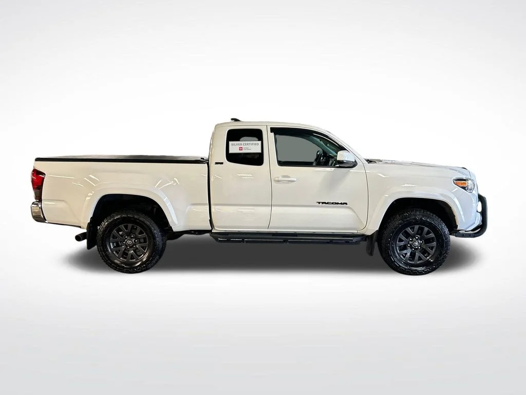 Certified Used 2020 White Toyota SR5 image 6