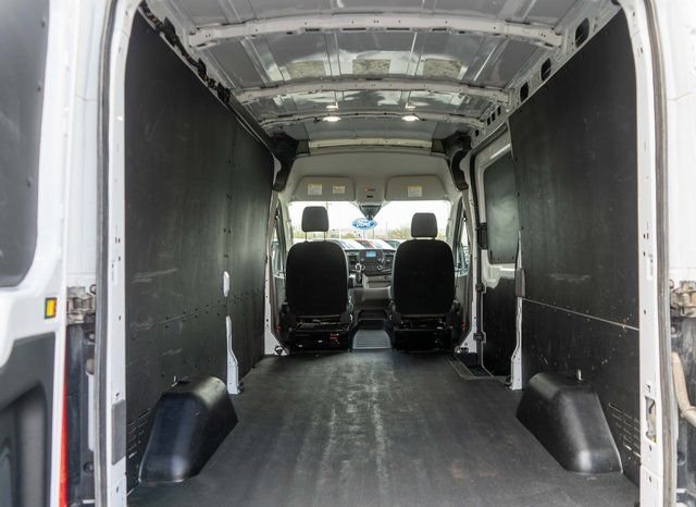 Used 2024 Oxford White Ford Base image 10
