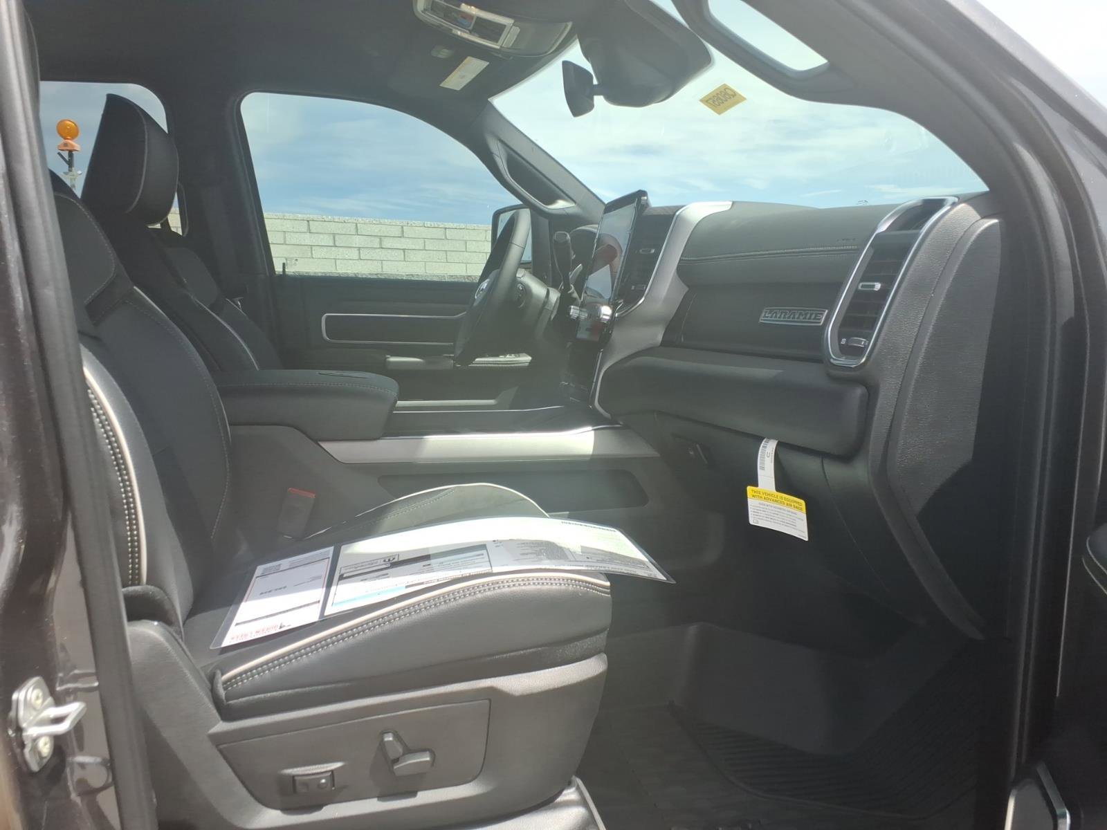 New 2026 Granite Crystal Metallic Clear-Coat Exterior Paint RAM Laramie image 7