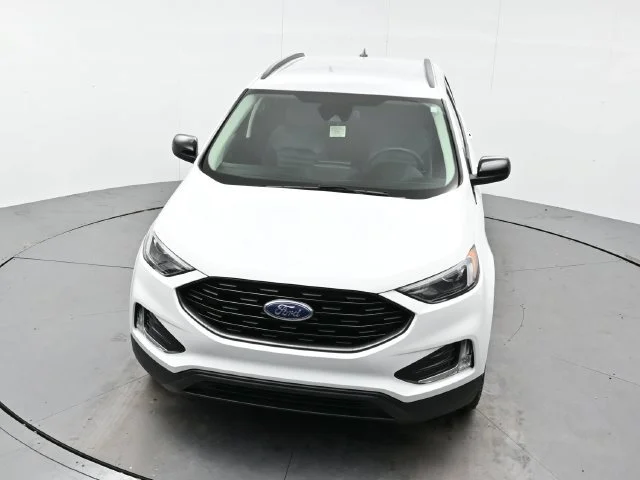 Used 2024 Oxford White Ford SEL image 33
