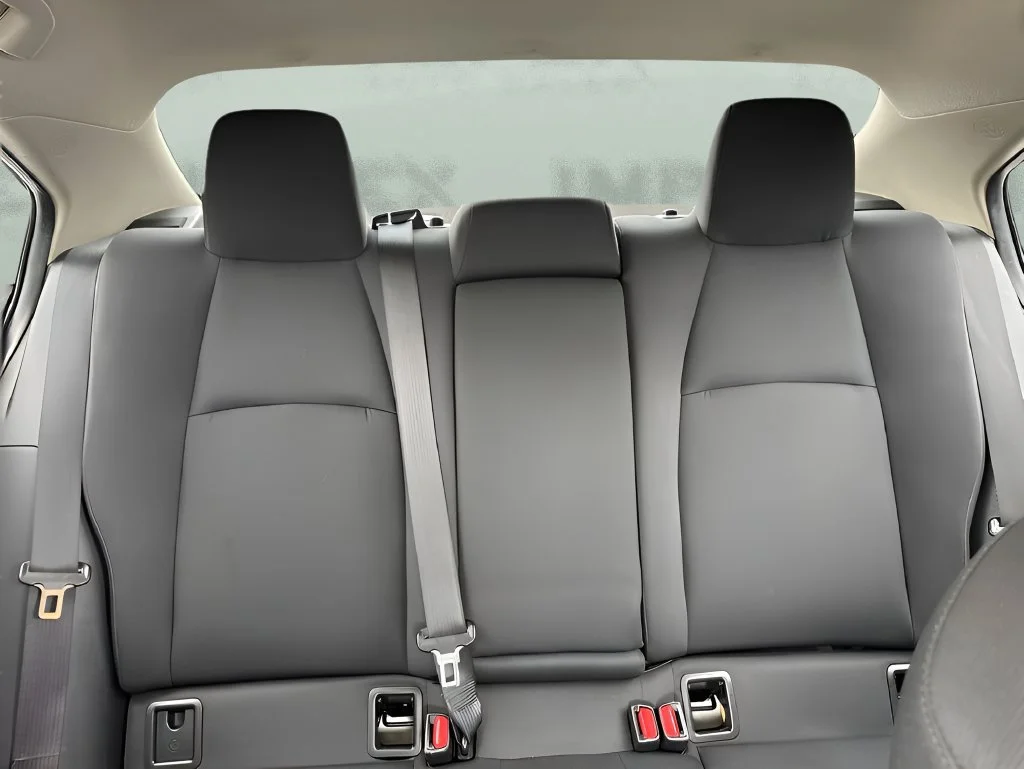 Used 2022 White Toyota LE image 11