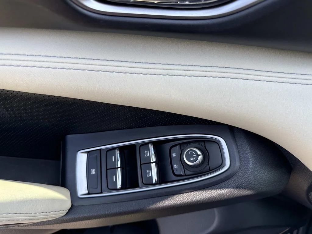 Used 2019 Blue Subaru Limited image 17
