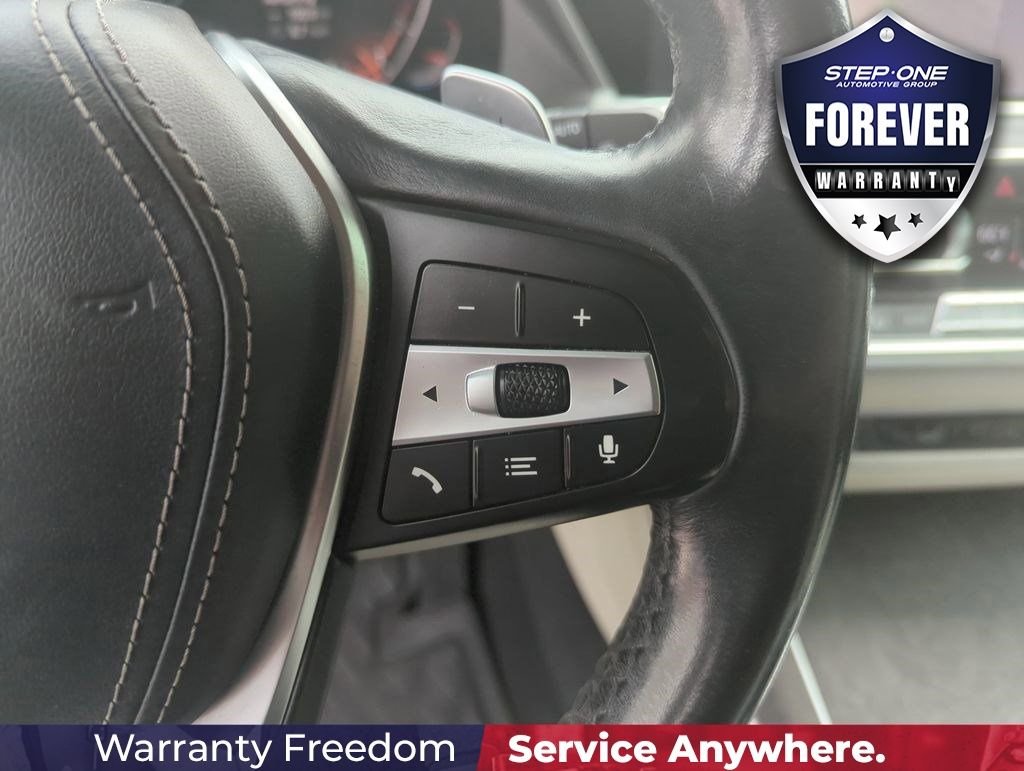 Used 2019 Gray BMW xDrive40i image 23