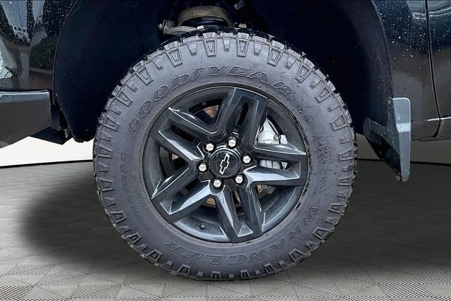 Used 2022 Black Chevrolet LT Trail Boss image 8