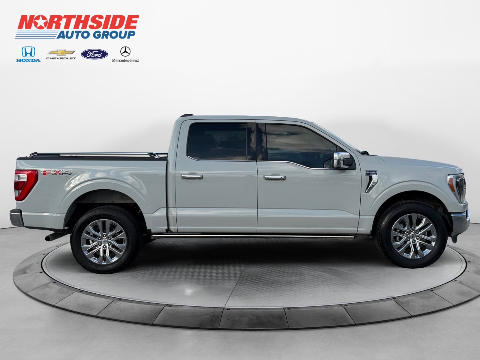 Certified Used 2023 Avalanche Gray Ford LARIAT image 8