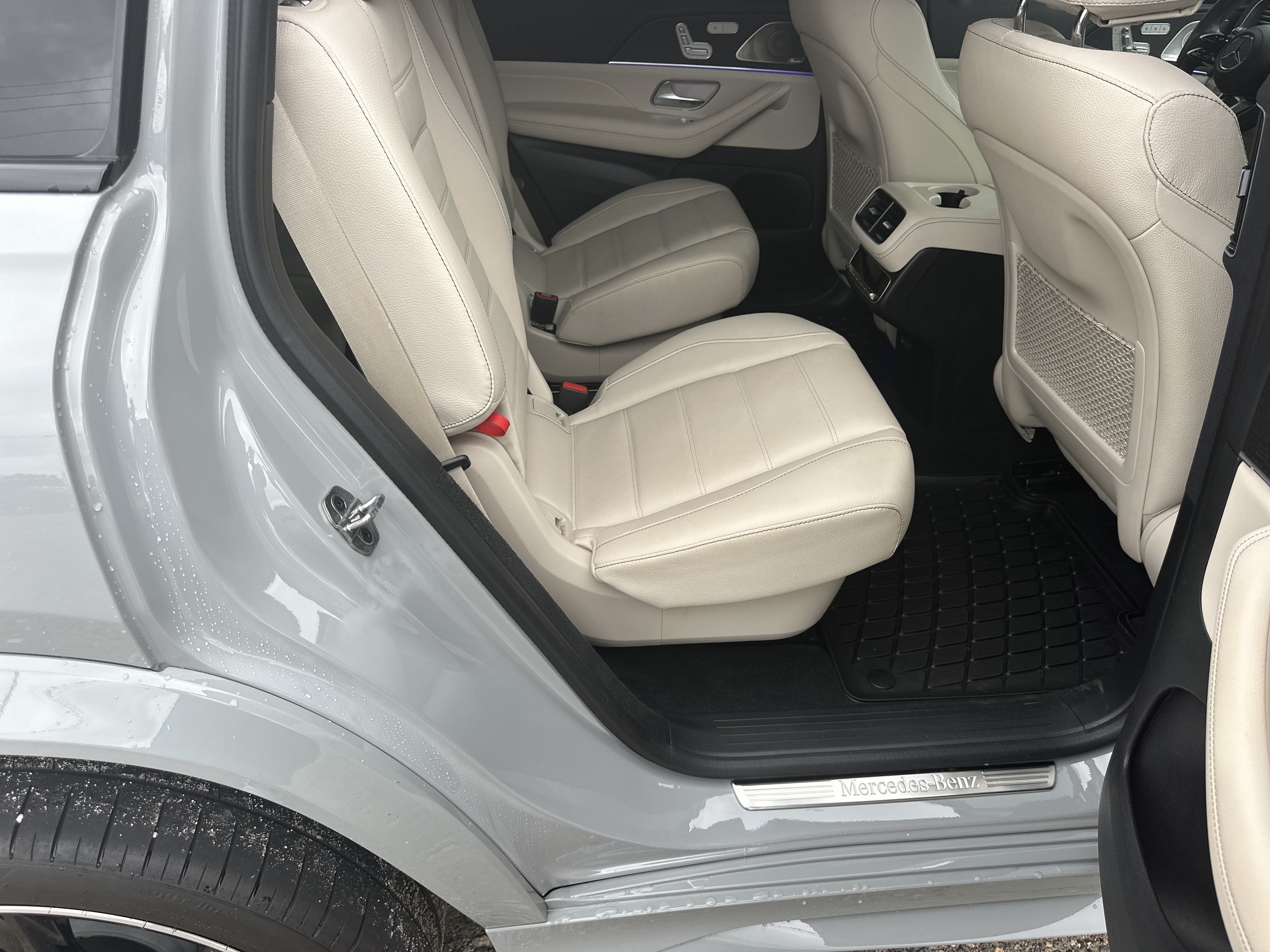 Used 2025 Gray Mercedes-Benz GLS 450 image 16
