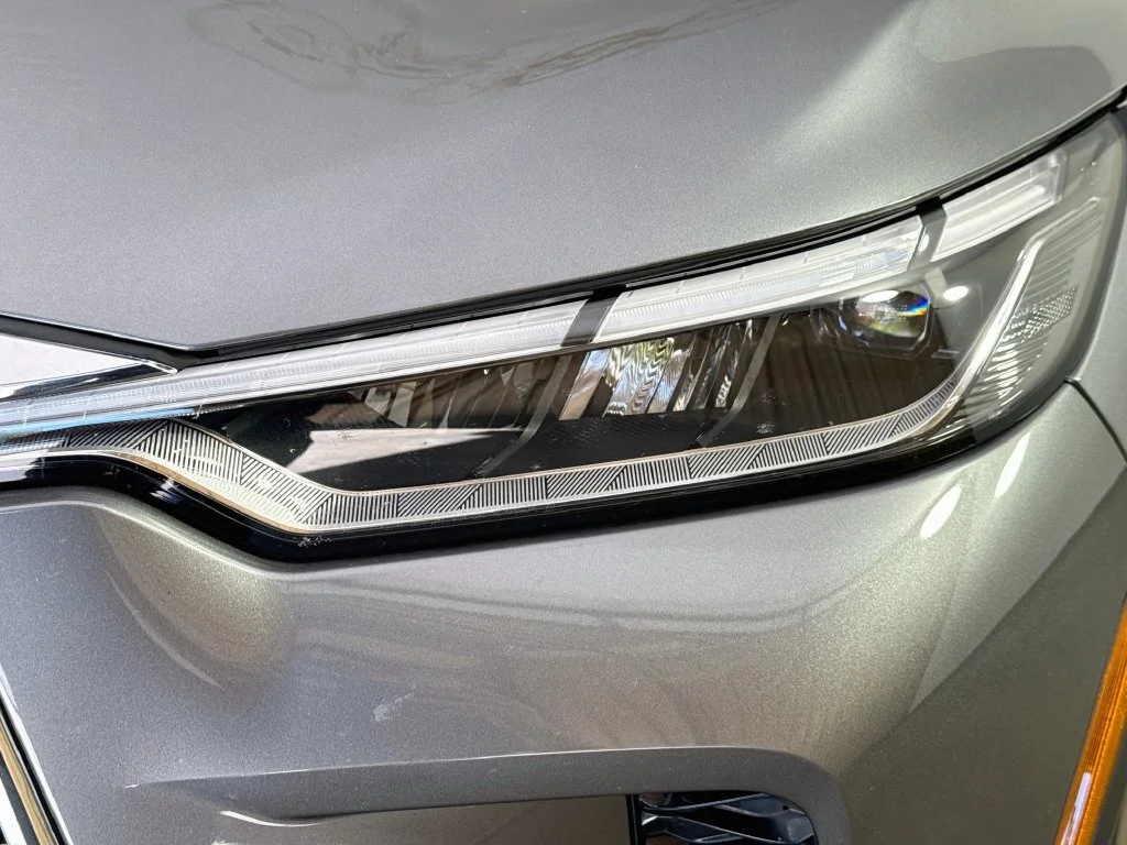 Certified Used 2024 Gray INFINITI LUXE image 43