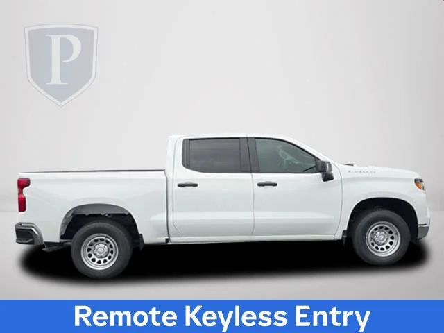 New 2026 Summit White Chevrolet WT image 5