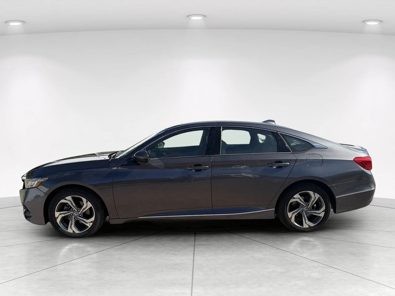 Used 2018  Honda EX-L image 7