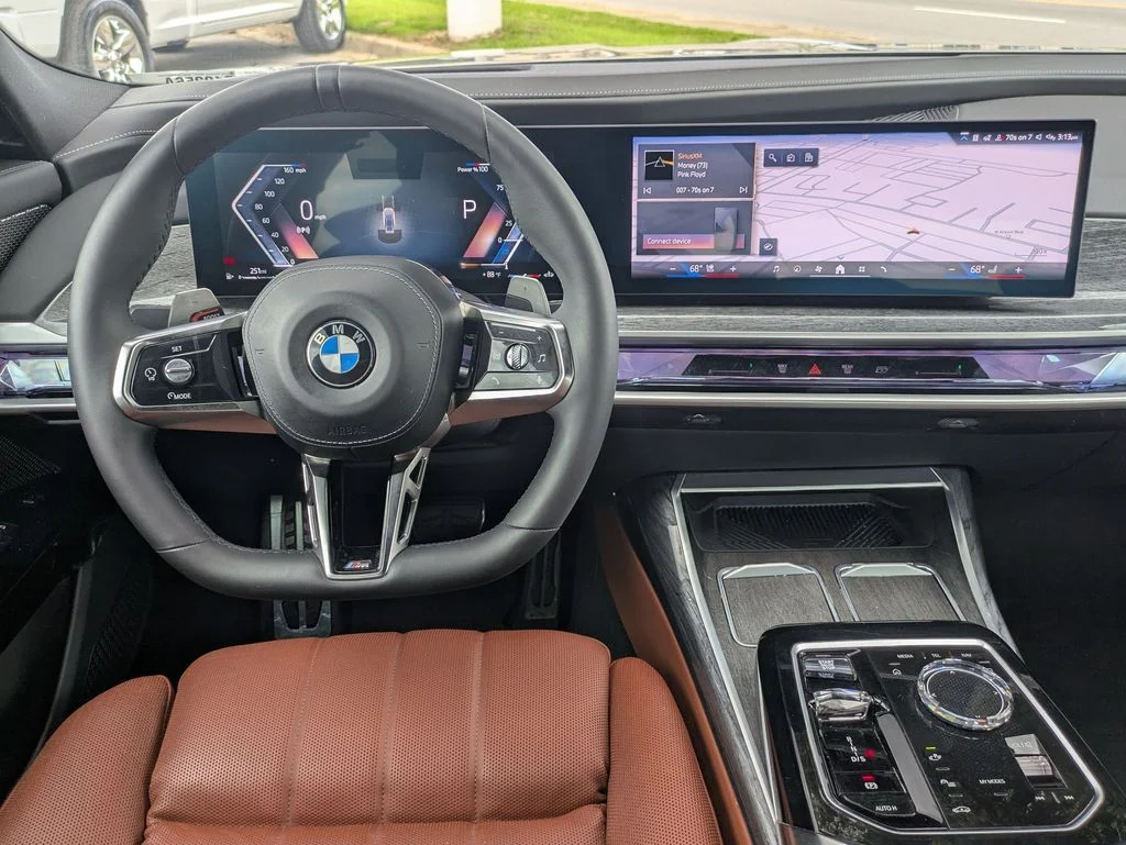 Used 2023 Gray BMW 740i image 18