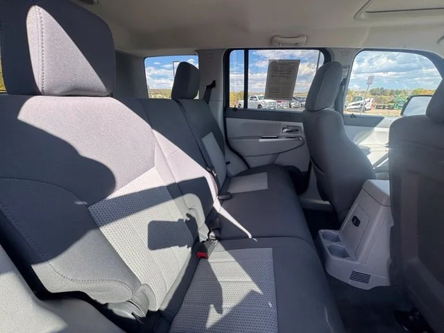 Used 2008 Blue Jeep Limited image 27