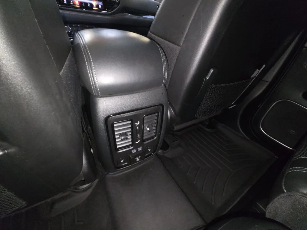 Used 2022 Gray Dodge Citadel image 34