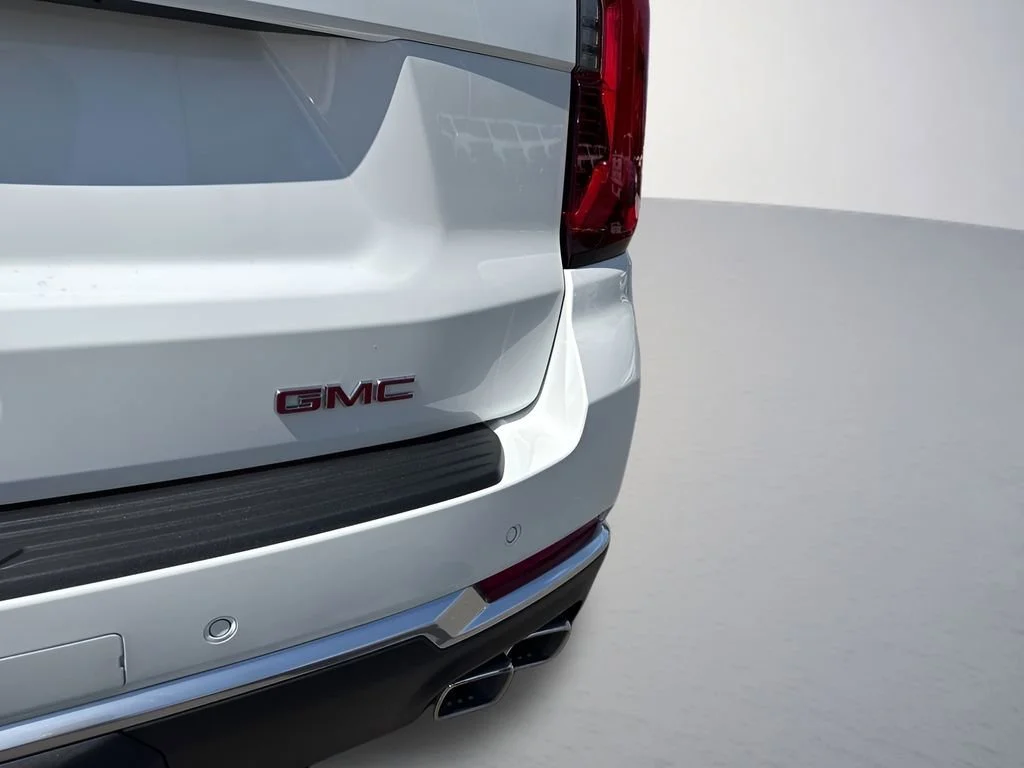 New 2026 Summit White GMC Denali image 38