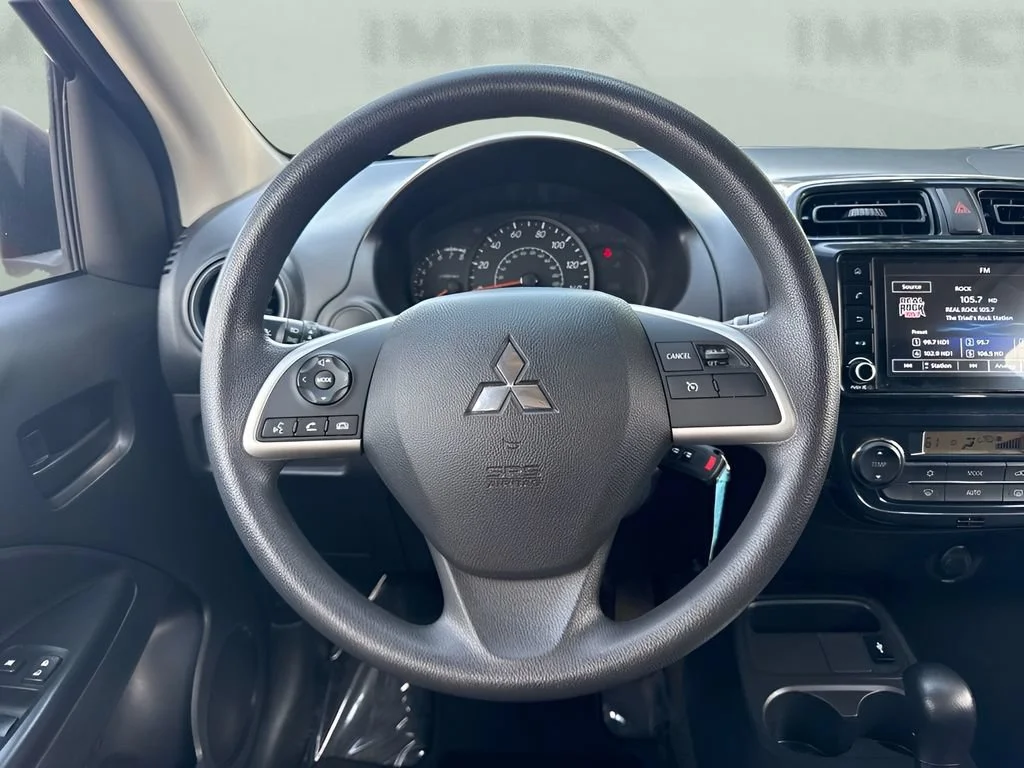 Used 2024  Mitsubishi ES image 12
