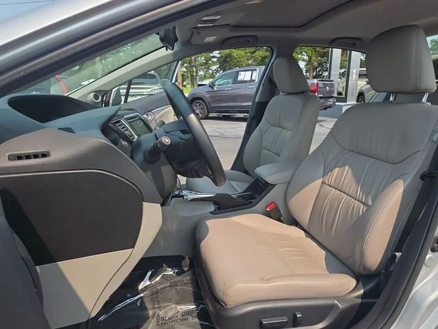 Used 2015  Honda EX-L image 16