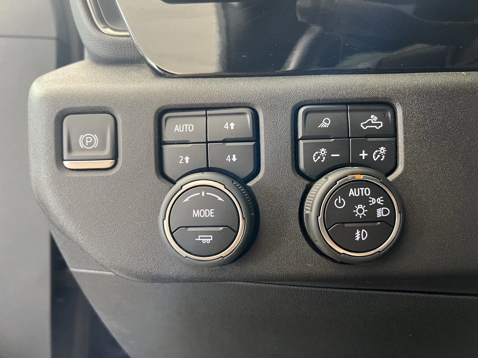 Used 2024 Black Chevrolet ZR2 image 8