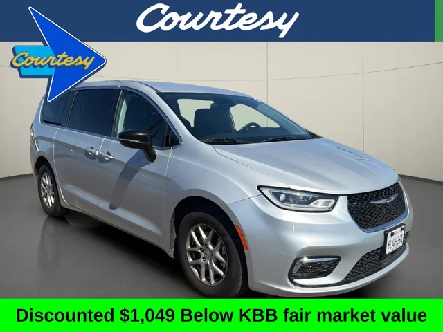 2024 Chrysler Pacifica Touring L