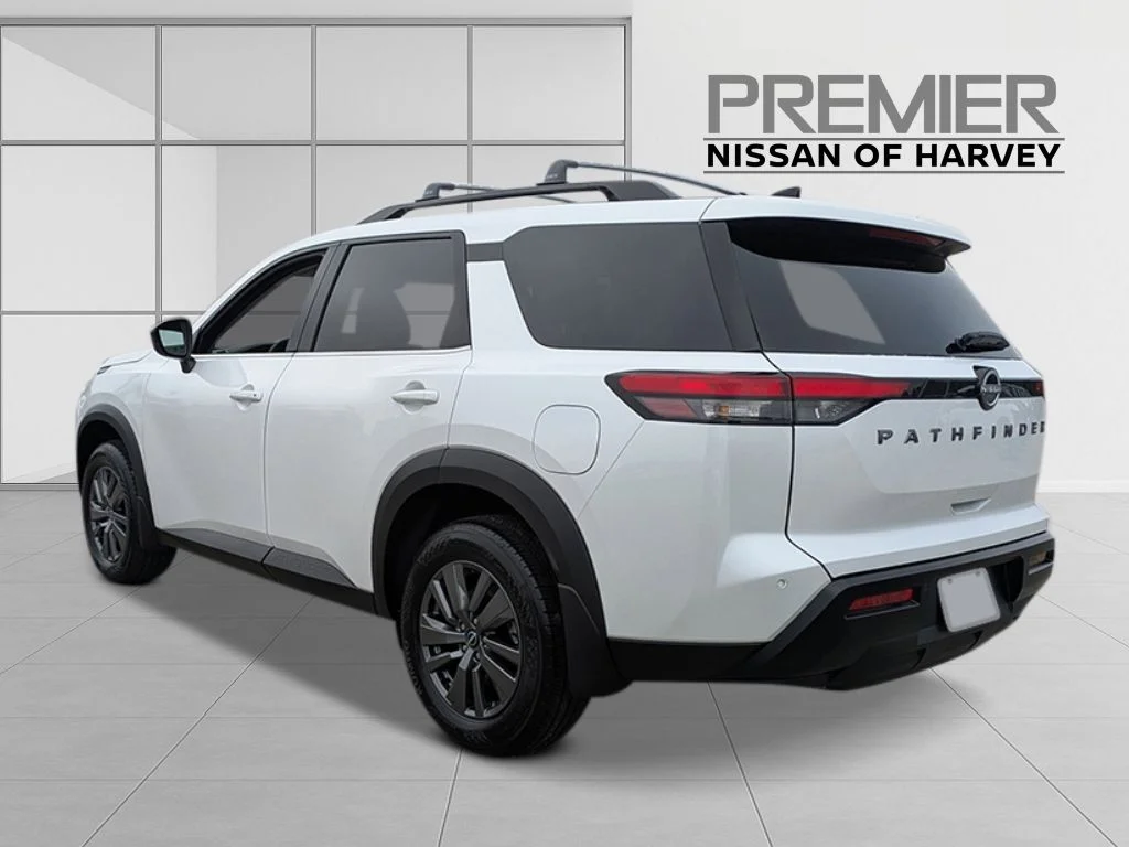 New 2026 Everest White Pearl TriCoat Nissan SV image 3