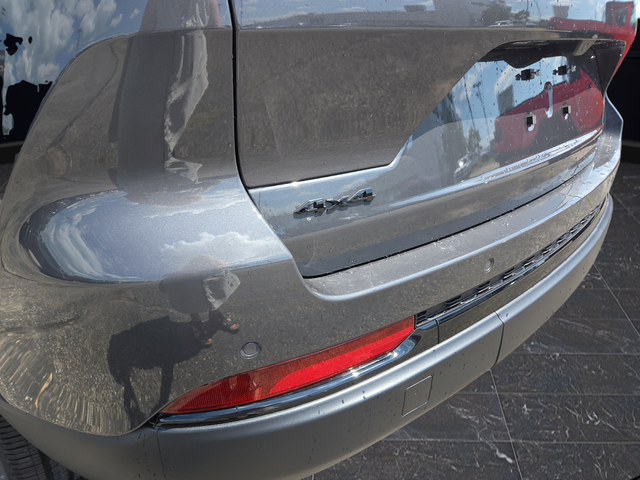 New 2025 Baltic Gray Metallic Clearcoat Jeep Altitude X image 37