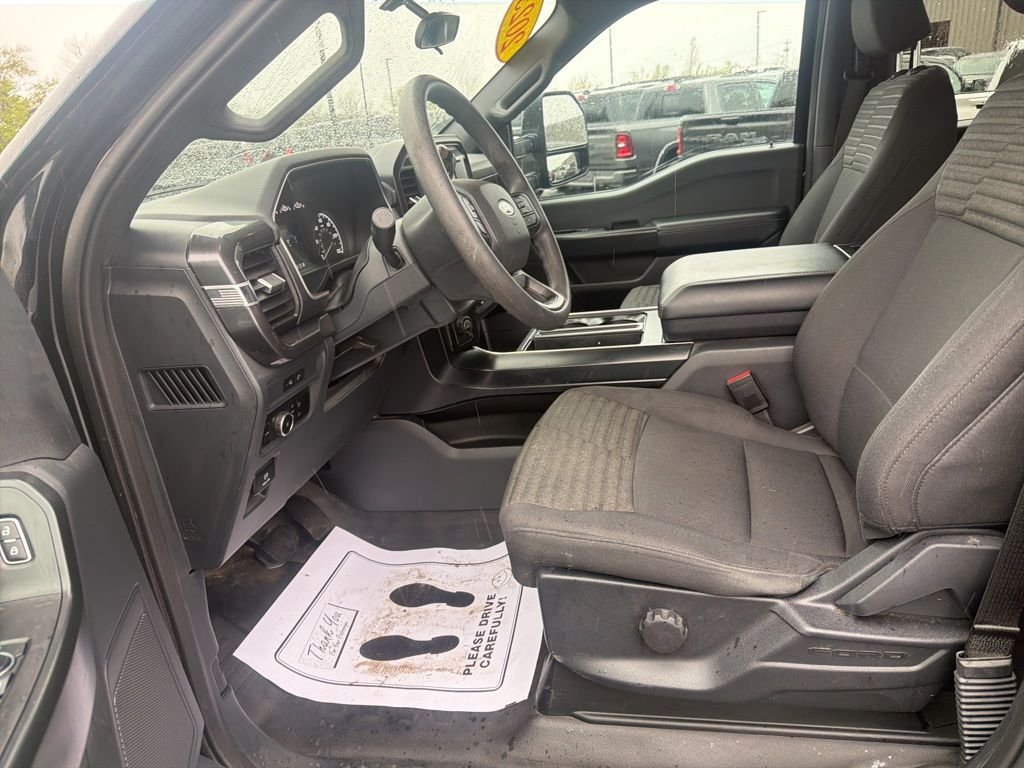 Used 2023 Black Ford XL image 11