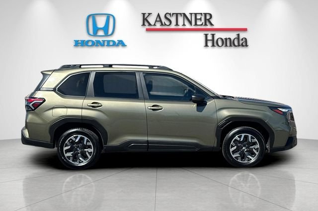 Used 2025 Brown Subaru Premium image 4