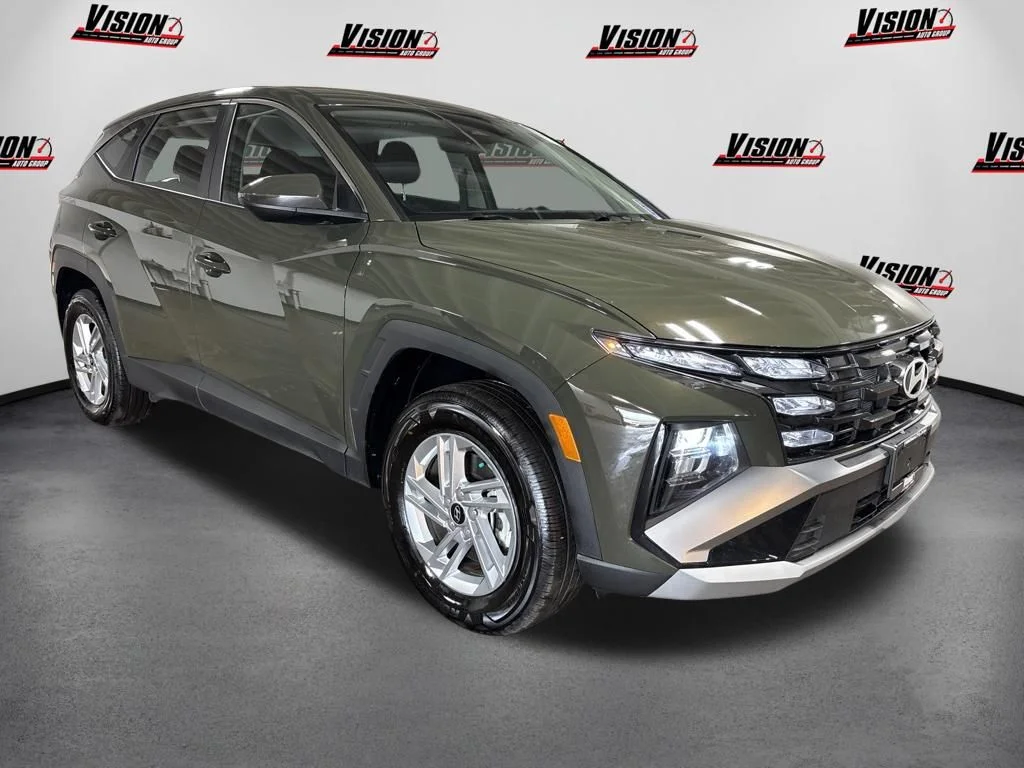 Certified Used 2026 Green Hyundai SE image 3