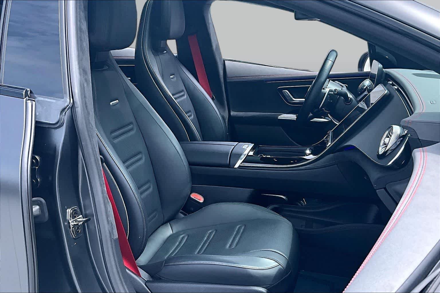 Used 2023 MANUFAKTUR Alpine Grey Mercedes-Benz AMG® EQE image 8