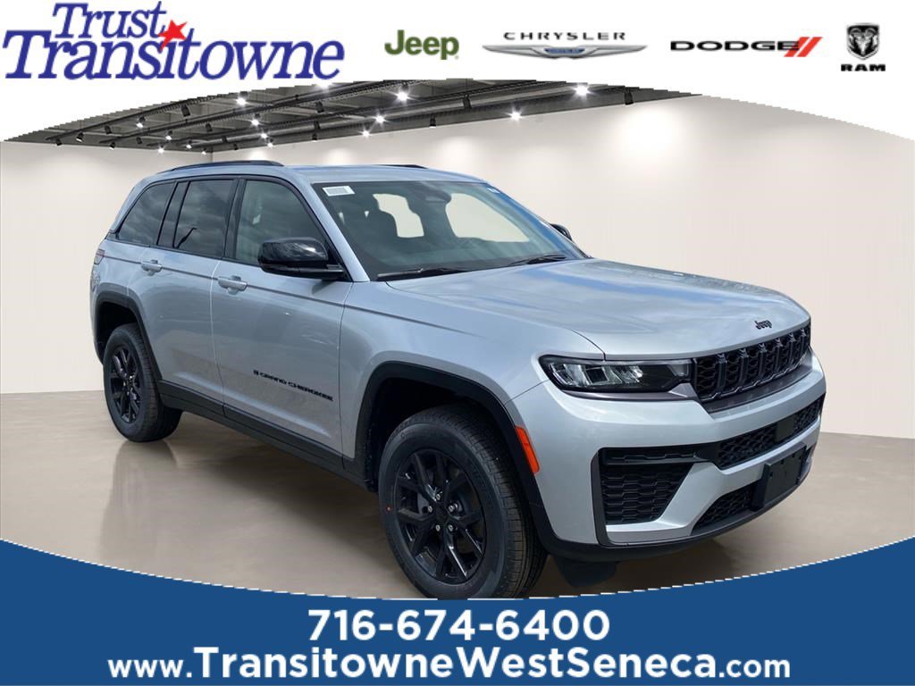 New 2026 Silver Zynith Exterior Paint Jeep Laredo Altitude image 1