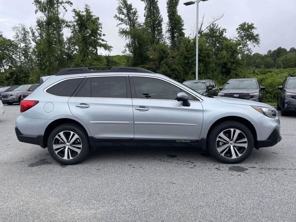 2018 Subaru Outback Limited - Photo 31