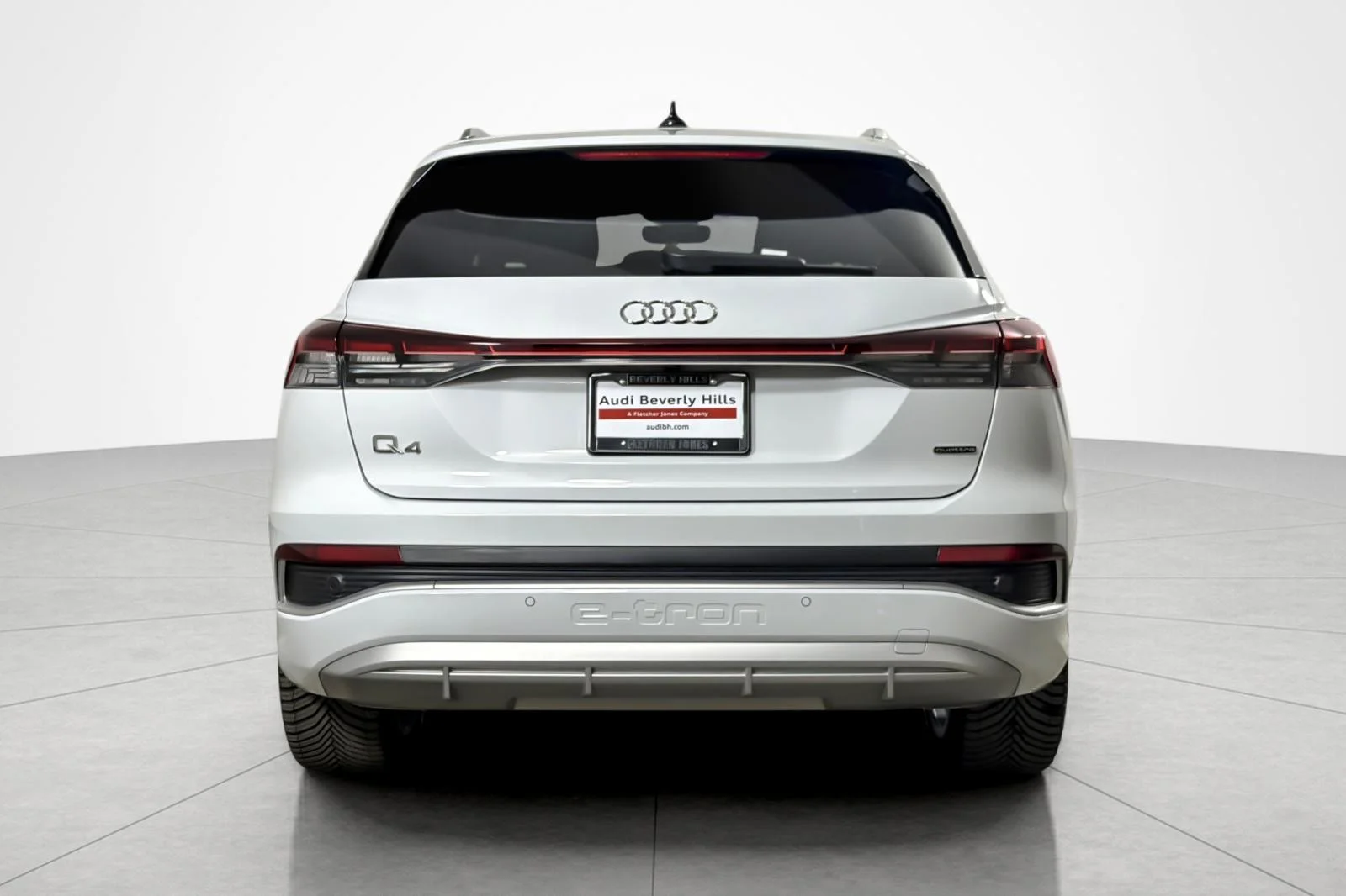 Used 2023 Glacier White Metallic Audi Premium Plus 50 quattro image 4