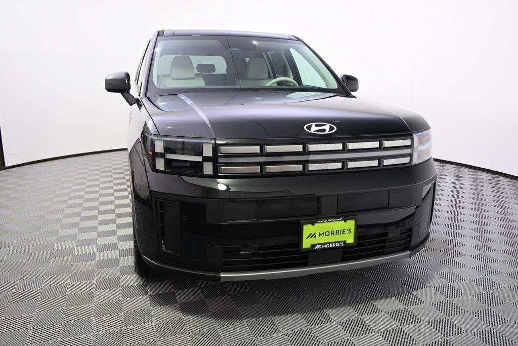 New 2026 Phantom Black Hyundai SE image 9