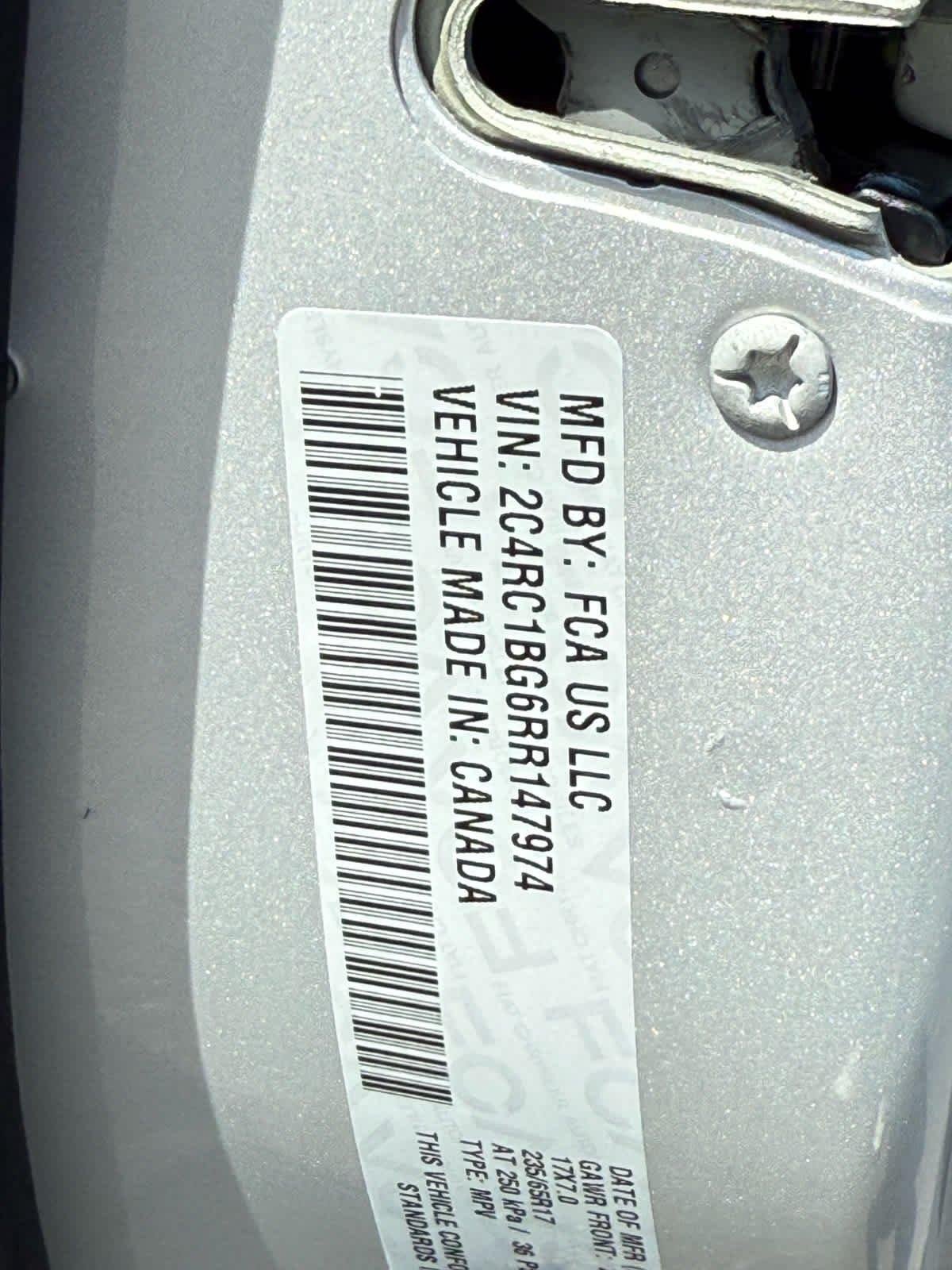 Used 2024 Silver Mist Clearcoat Chrysler Touring L image 31