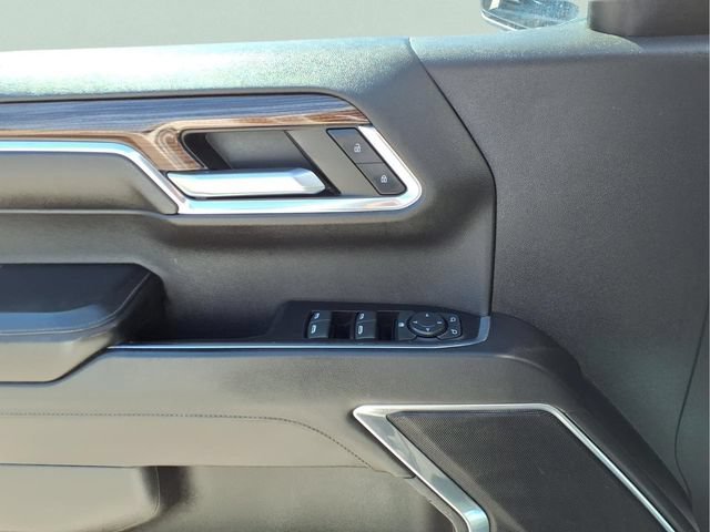 Used 2023 Summit White Chevrolet LT image 13