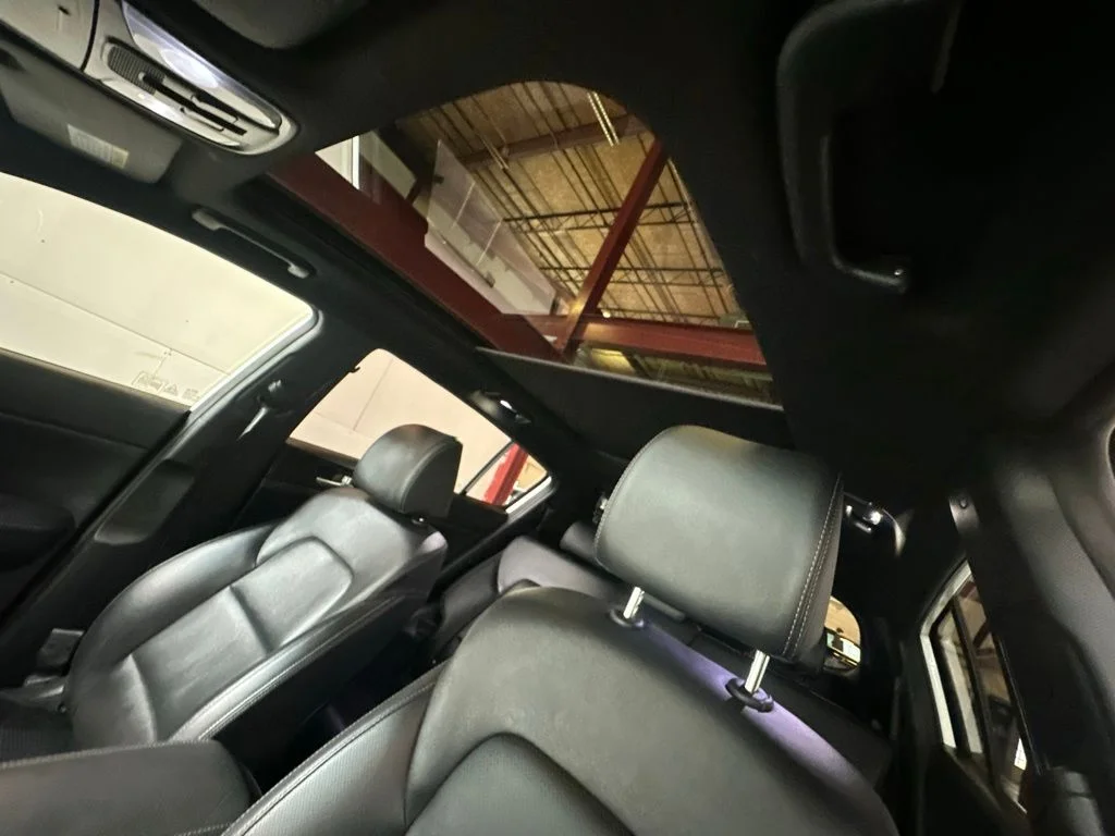 Used 2022 White Kia Nightfall image 11
