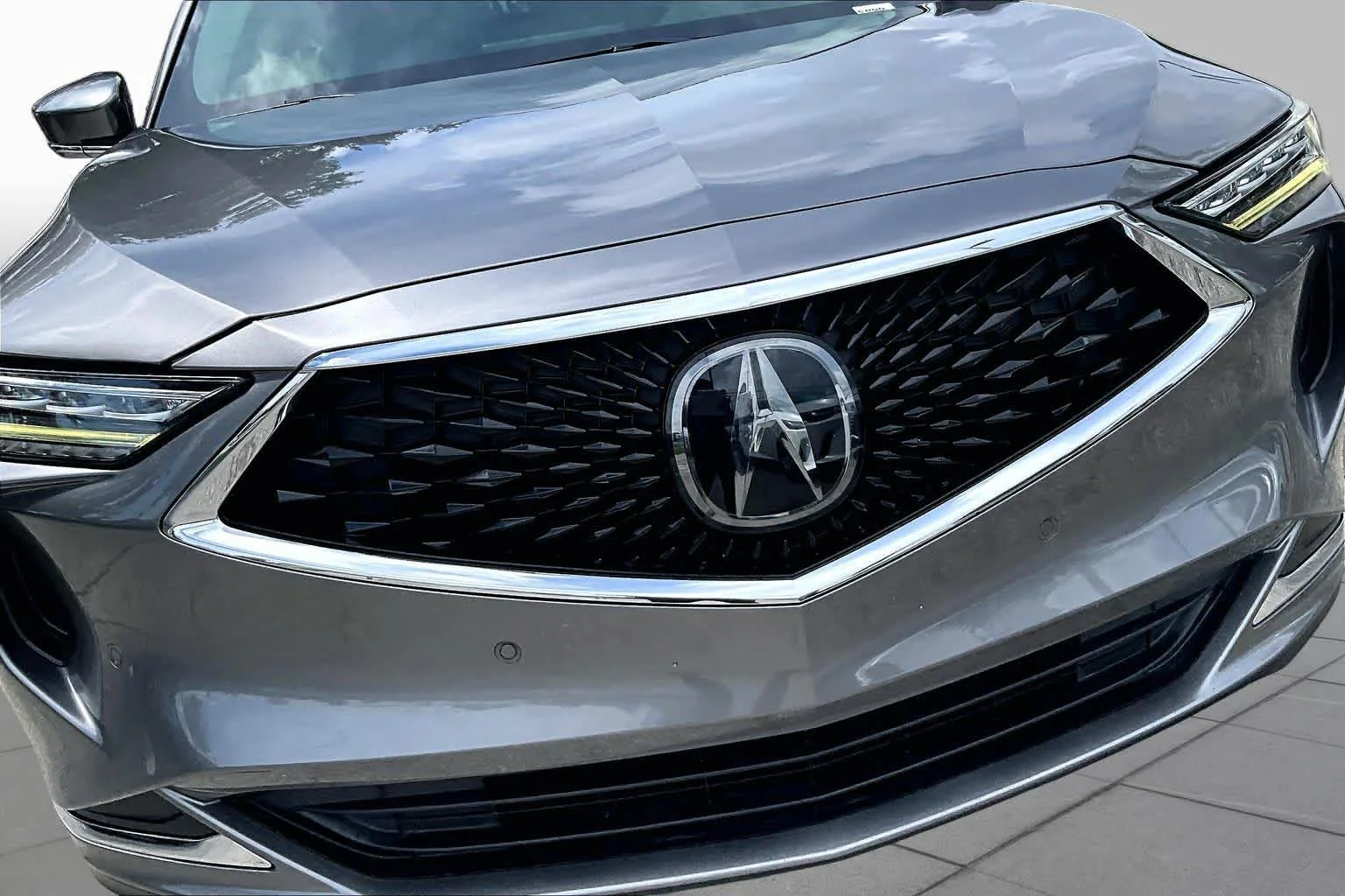 Used 2023 Liquid Carbon Metallic Acura w/Technology Package image 30