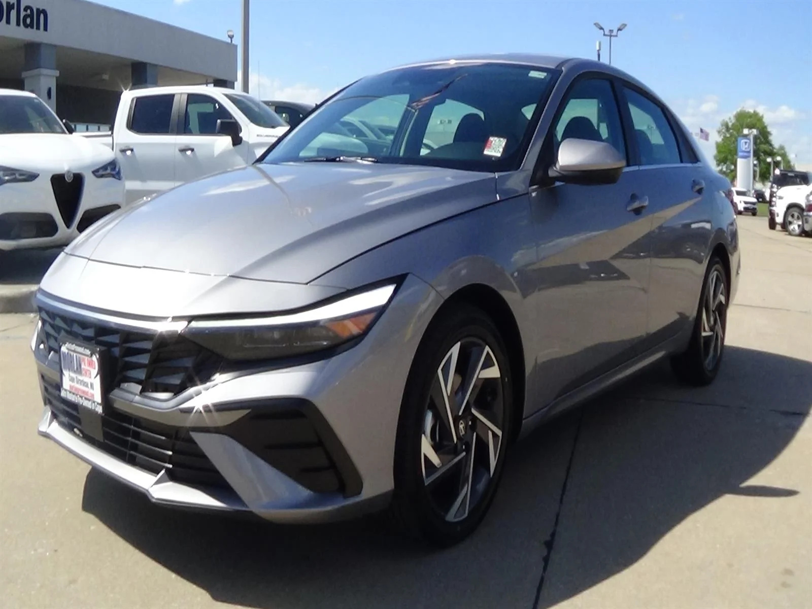 Used 2025 Ecotronic Gray Pearl (pe2) Hyundai SEL Convenience image 2