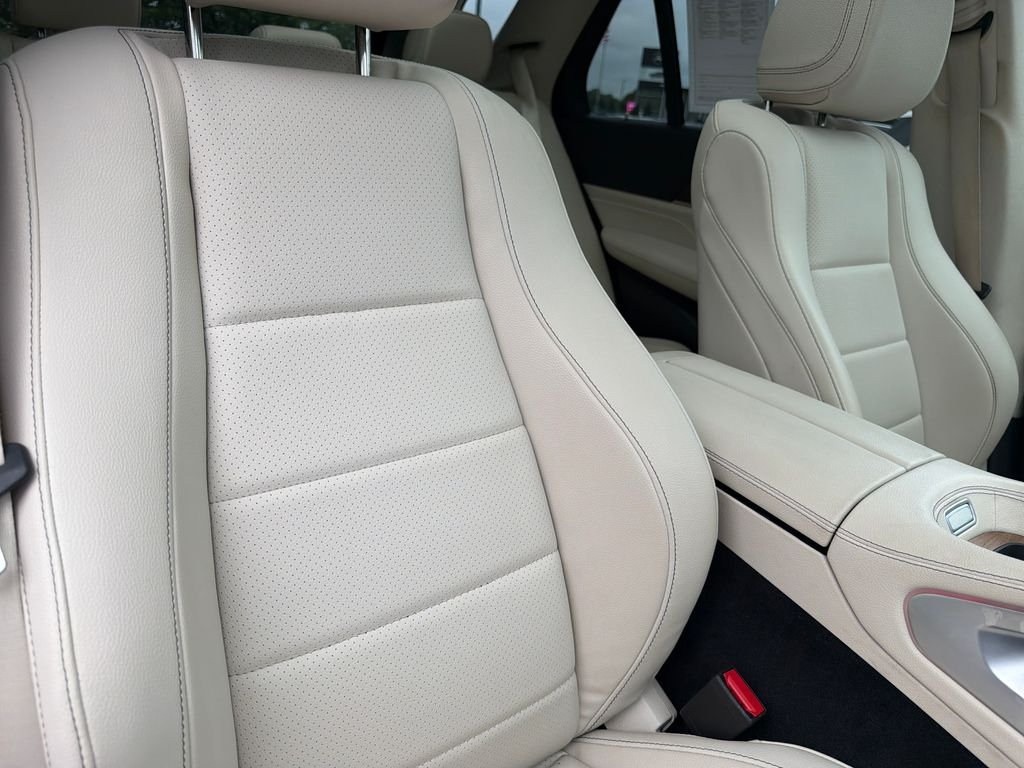 Certified Used 2024 Polar White Mercedes-Benz GLE 450 image 37