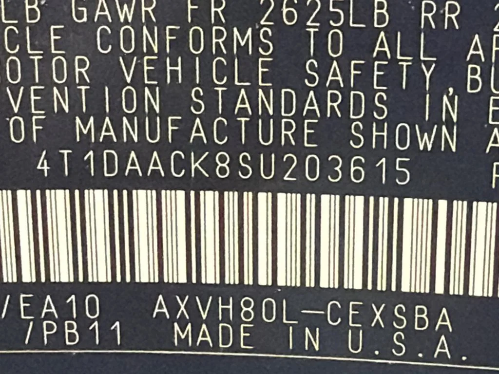 2025 Toyota Camry SE - Photo 31