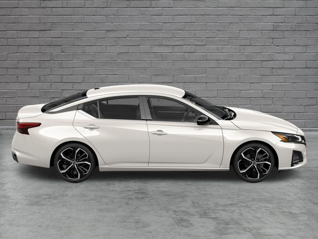 New 2026 White Nissan 2.5 SR image 4