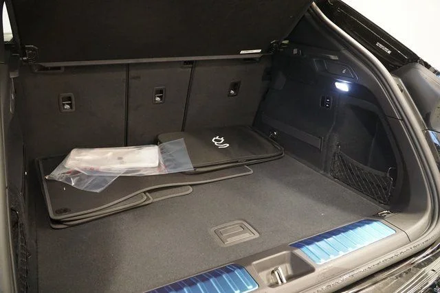 2026 Porsche Macan S - Photo 9