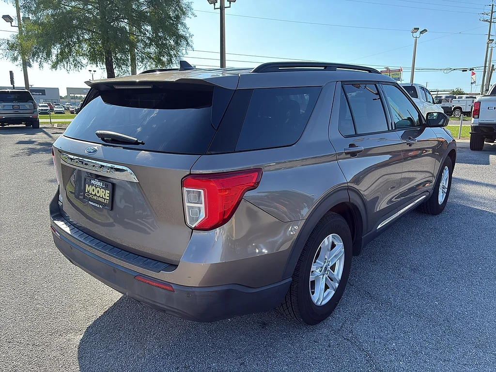 Used 2021 Stone Gray Ford  image 5
