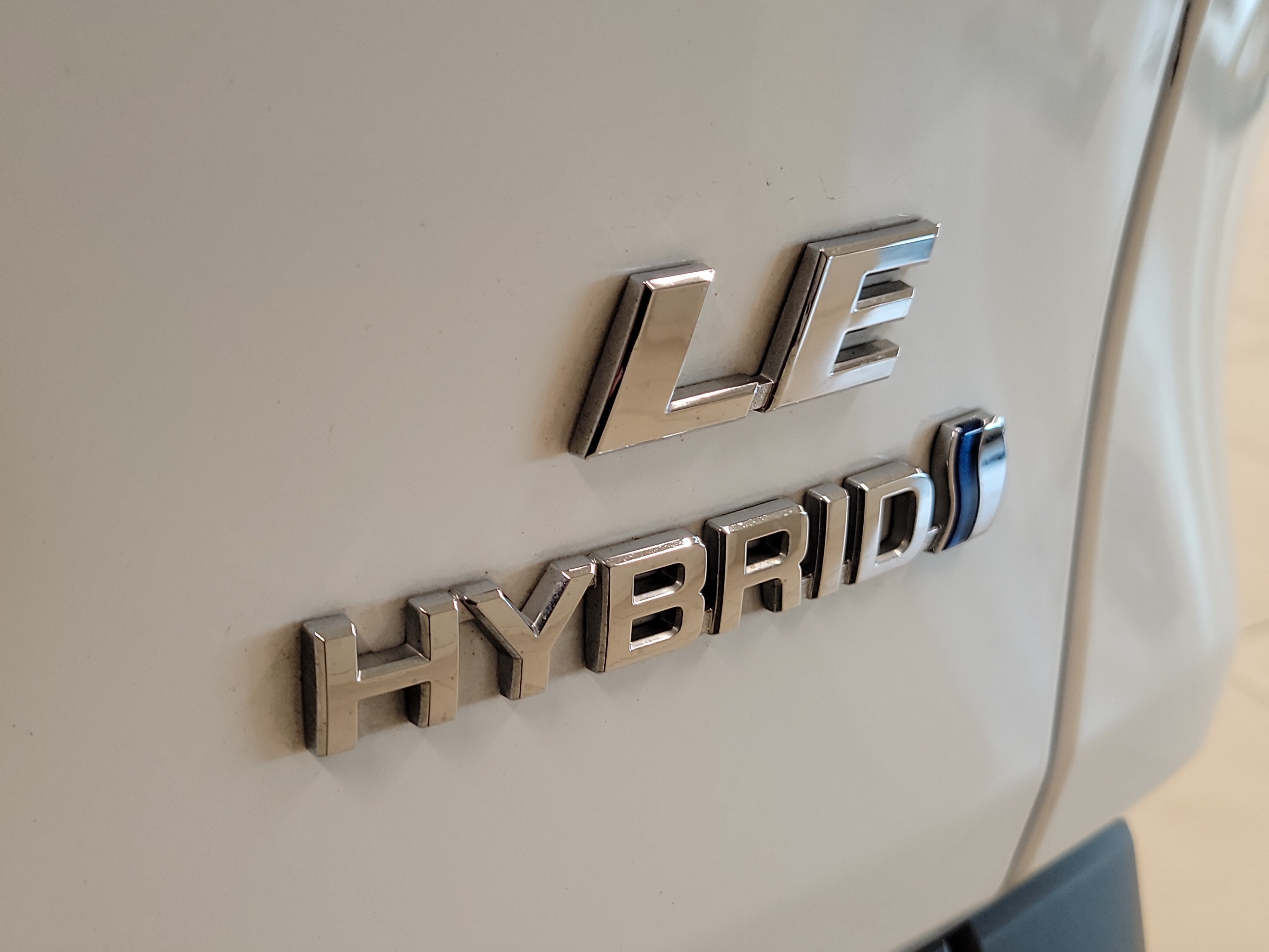 Certified Used 2024 Ice Toyota Hybrid LE image 8