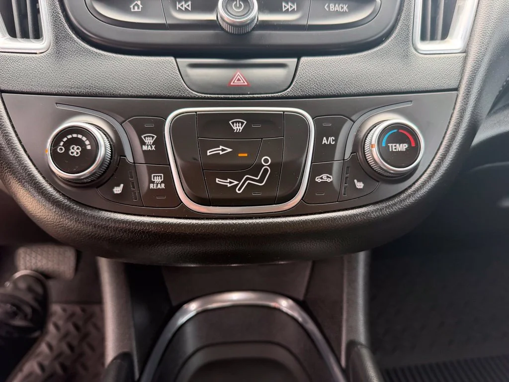 Used 2018 Red Chevrolet LT image 20