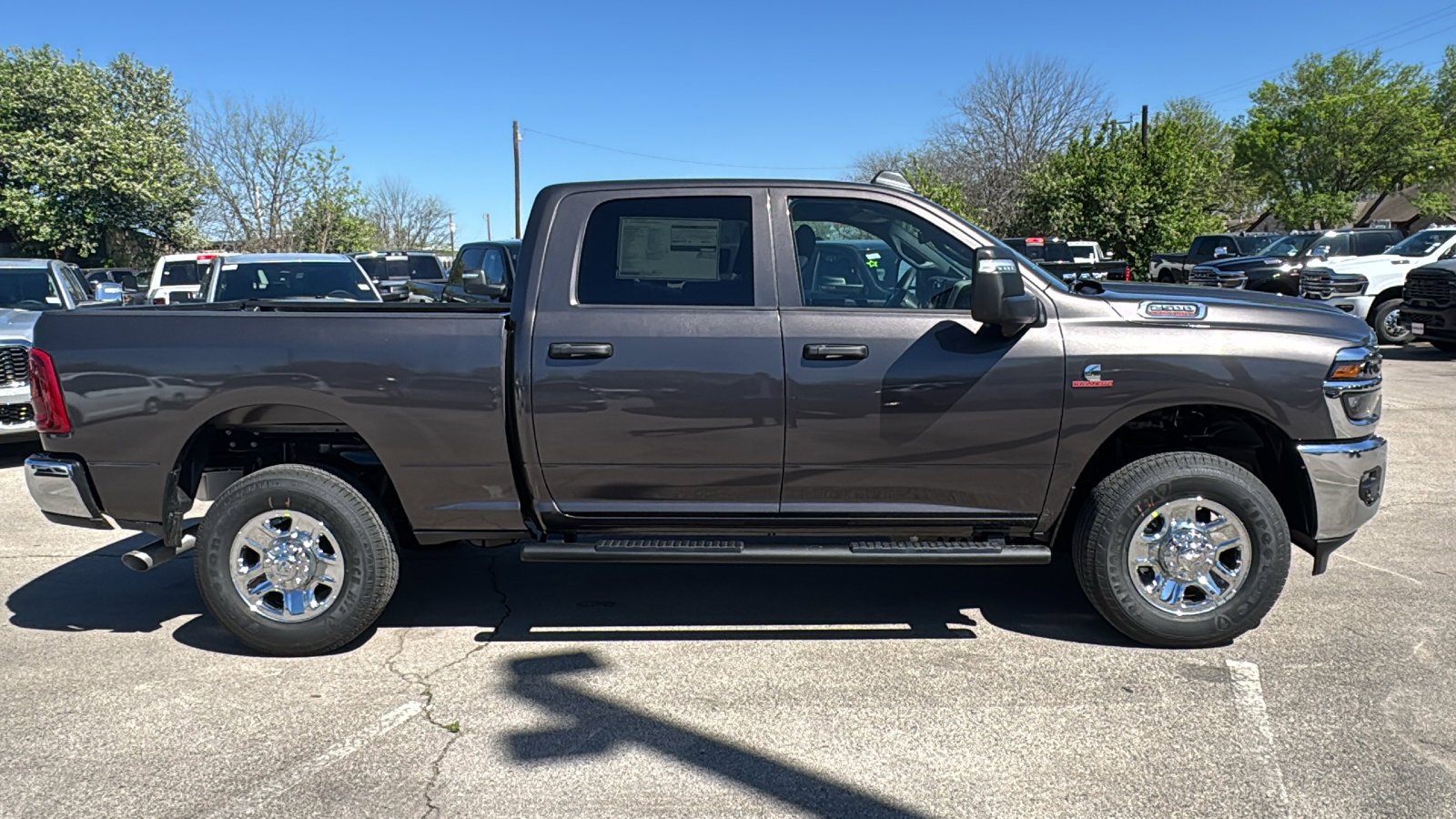 New 2026 Granite Crystal Metallic Clear-Coat Exterior Paint RAM Tradesman image 4