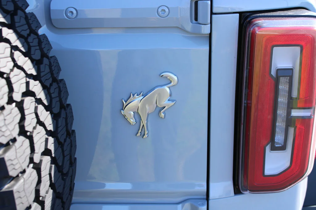 New 2026 Avalanche Gray Ford Badlands® image 12