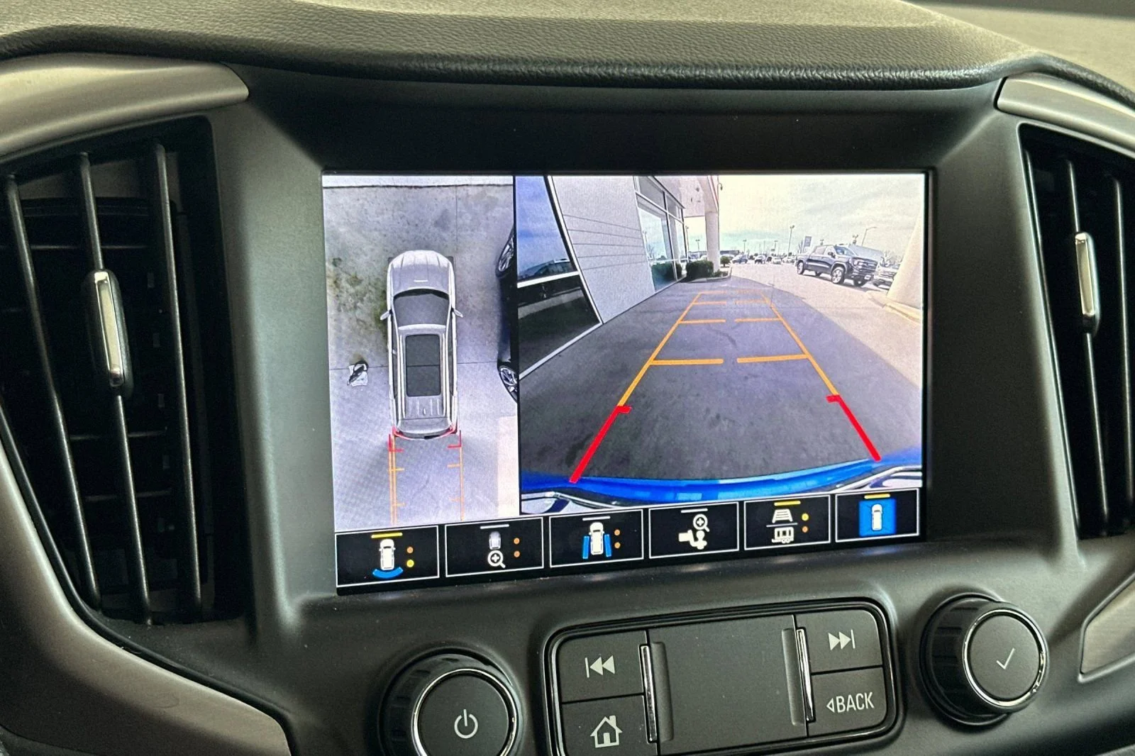 2024 GMC Terrain AT4 - Photo 19