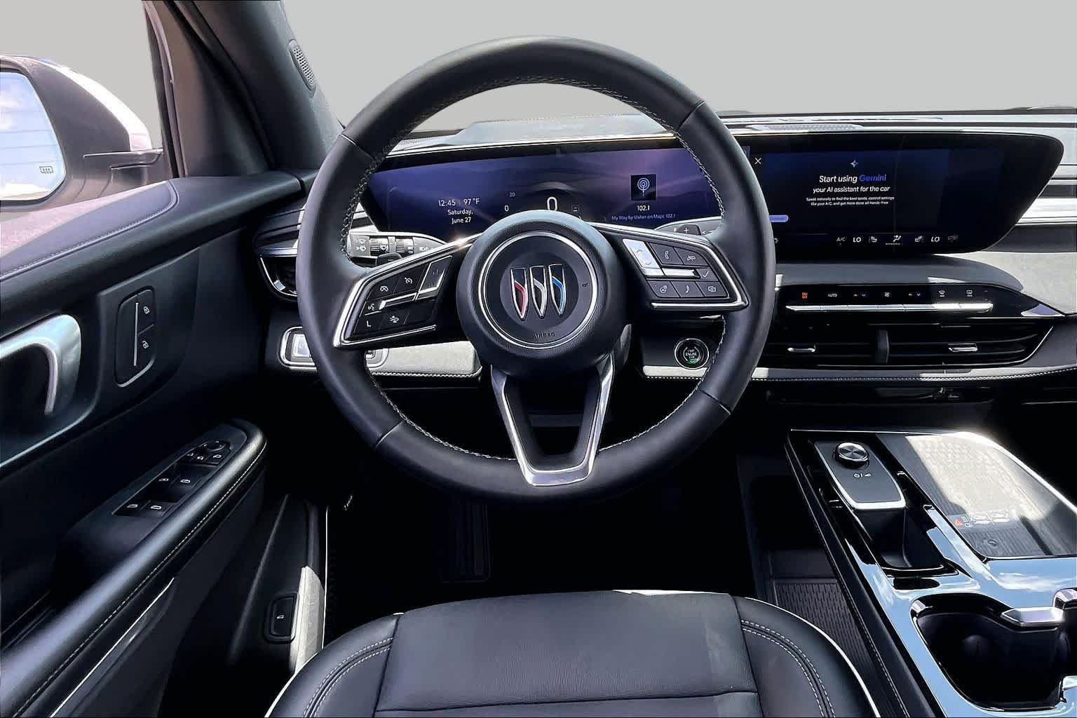 Used 2025 Summit White Buick Preferred image 6