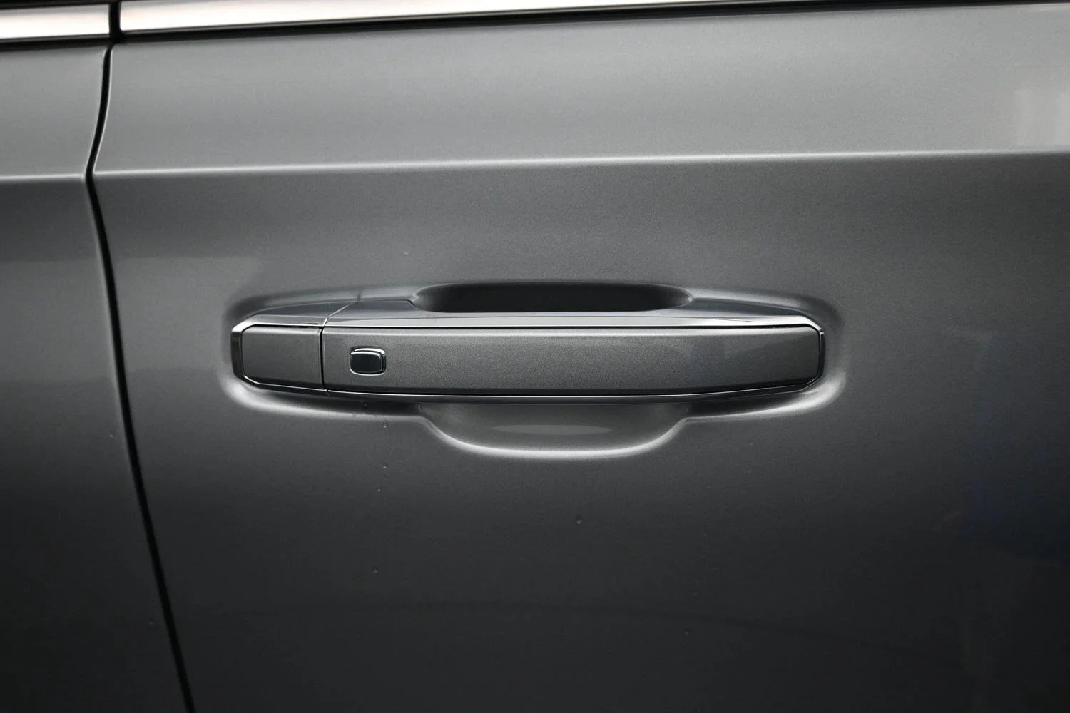 2026 GMC Yukon XL Denali - Photo 8